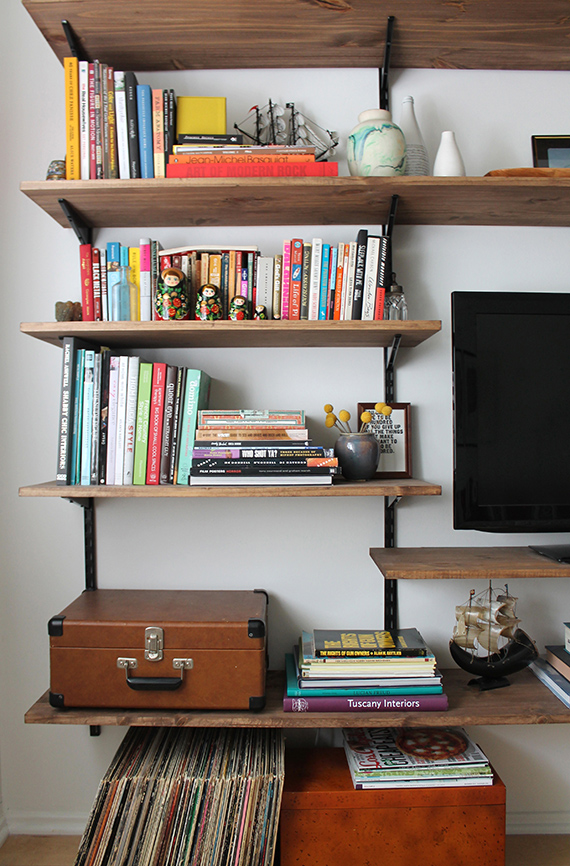 wall mounted shelving