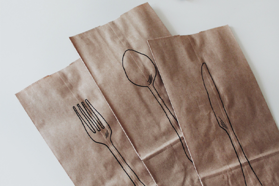 diy plasticware picnic bags (with free printable!) – almost makes