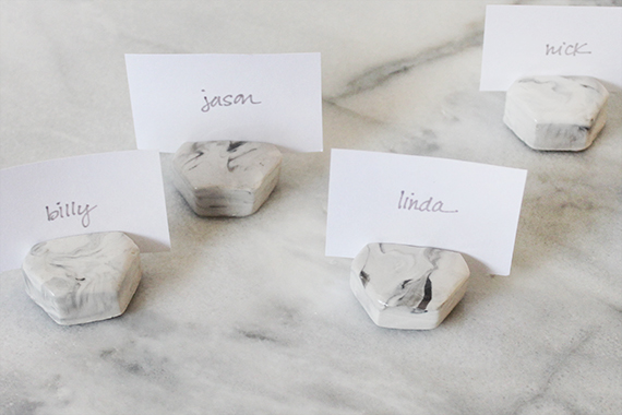 diy faux marble place card holders – almost makes perfect