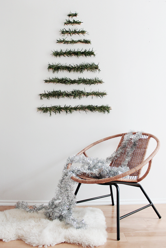 modern wall hanging christmas tree  | almost makes perfect