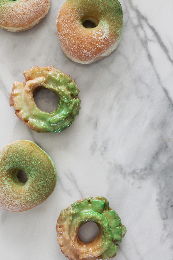 st patricks day baked donuts