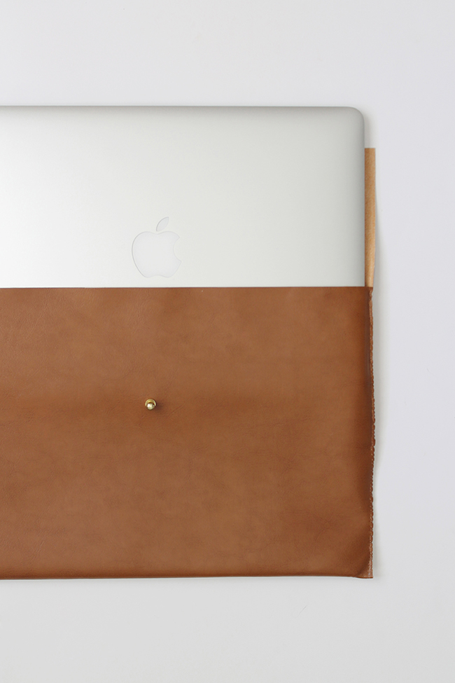 diy easy leather laptop case | almost makes perfect