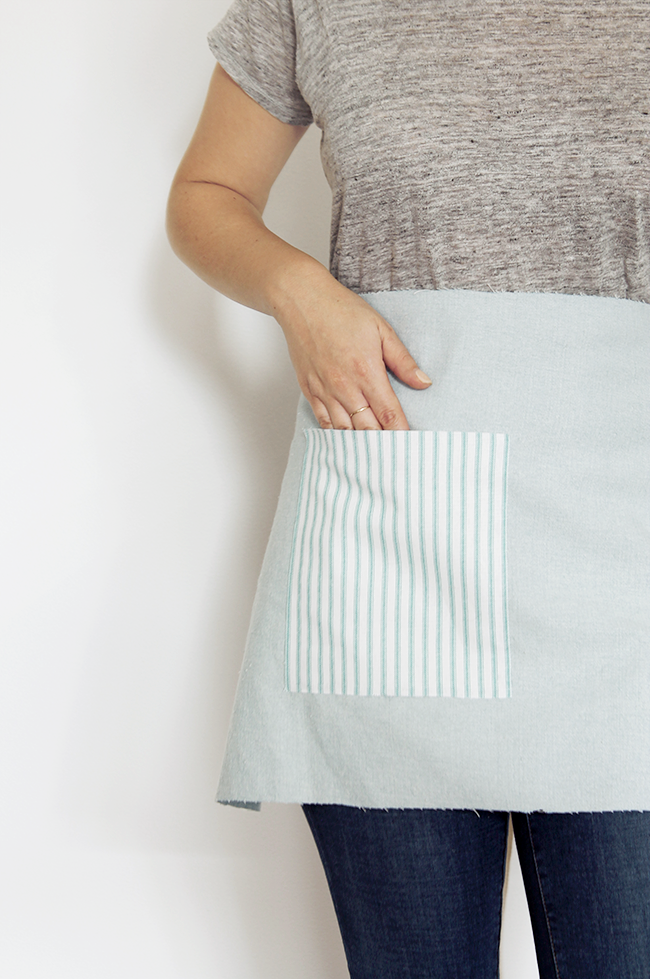 How to Sew an Apron in 10 Minutes (Simple Sewing DIY)