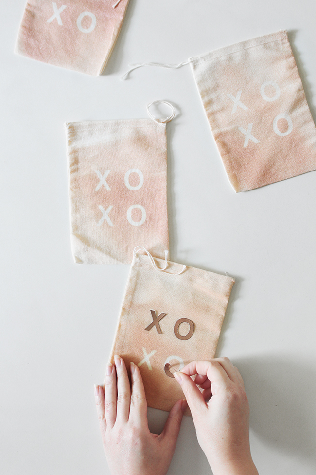 DIY XO treat bags | almost makes perfect