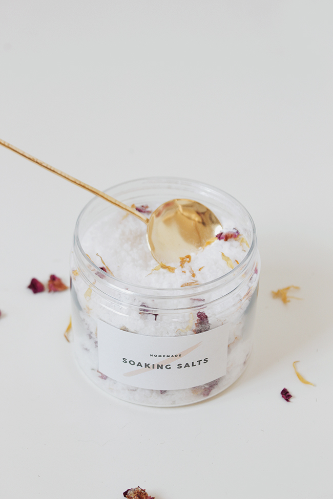 Summer Floral Bath Salt Recipe with Dried Flowers