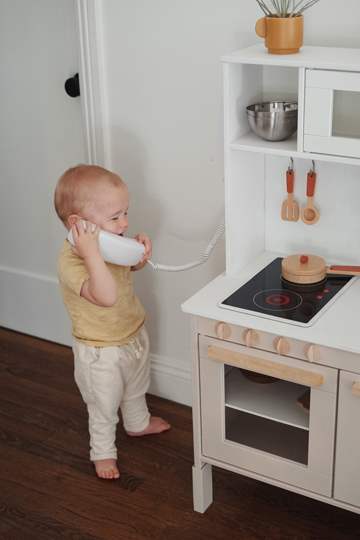 IKEA DUKTIG Play Kitchen Hack - There's a Shoe for That