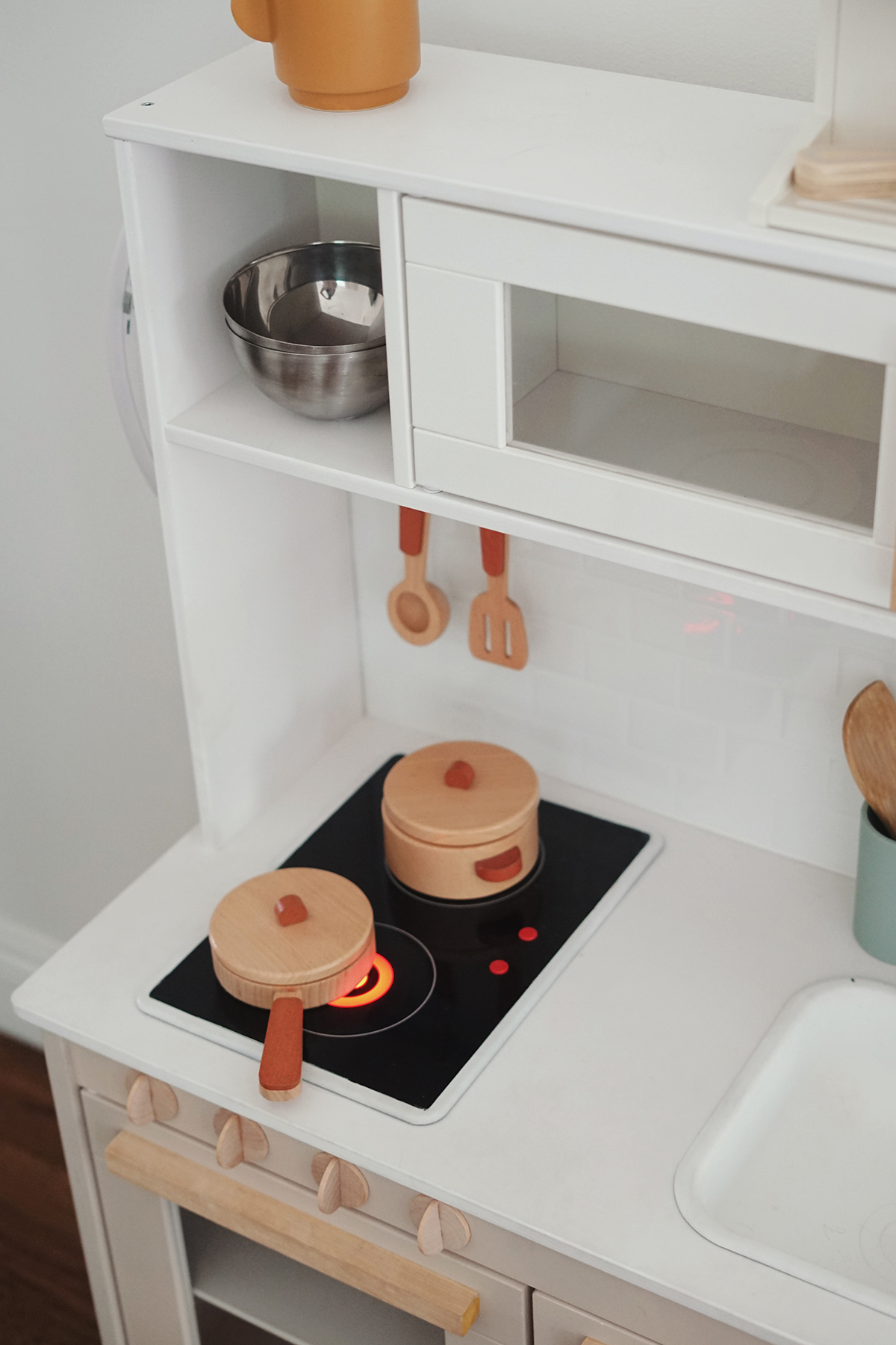 IKEA DUKTIG Play Kitchen Hack - There's a Shoe for That