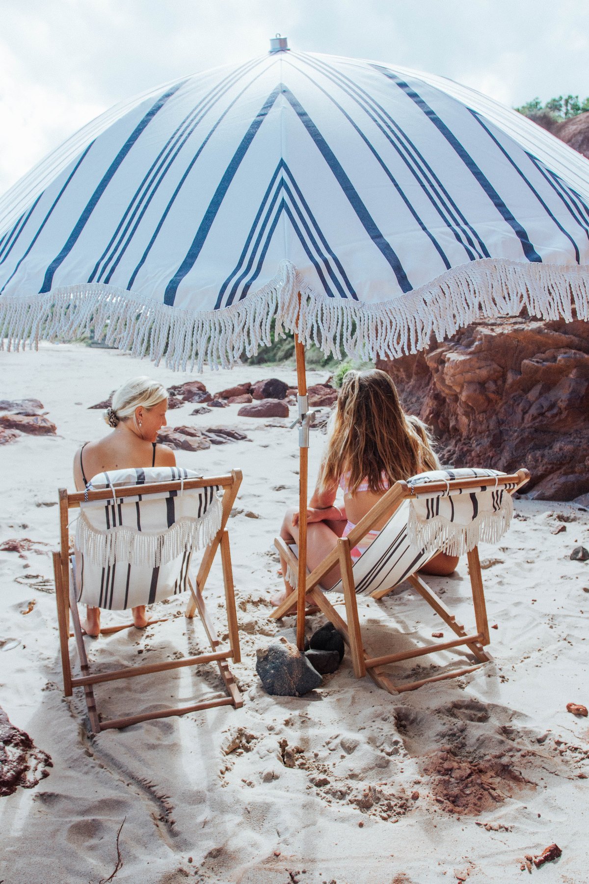 Stylish store beach chairs