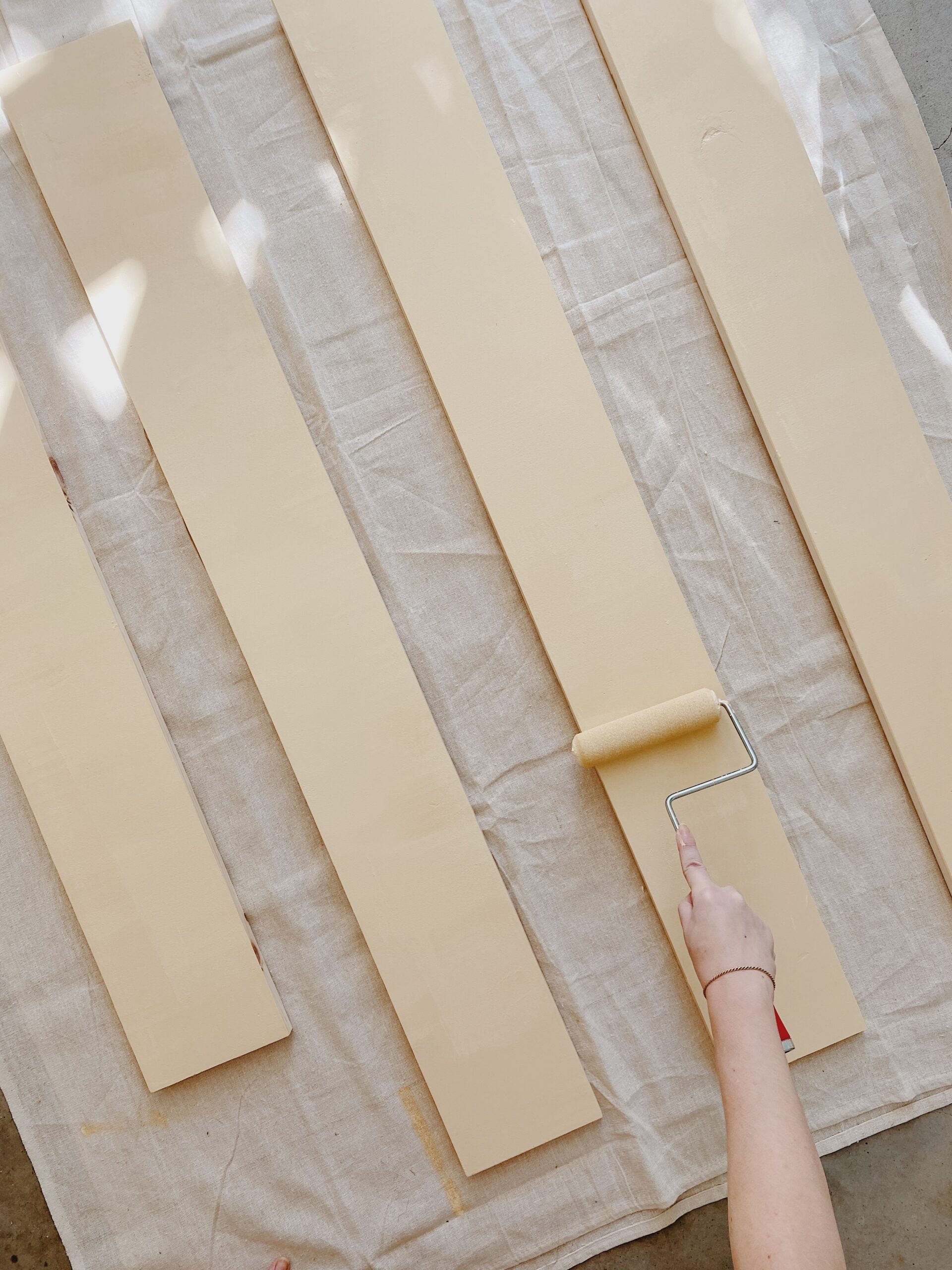 DIY painted circle shelf – almost makes perfect