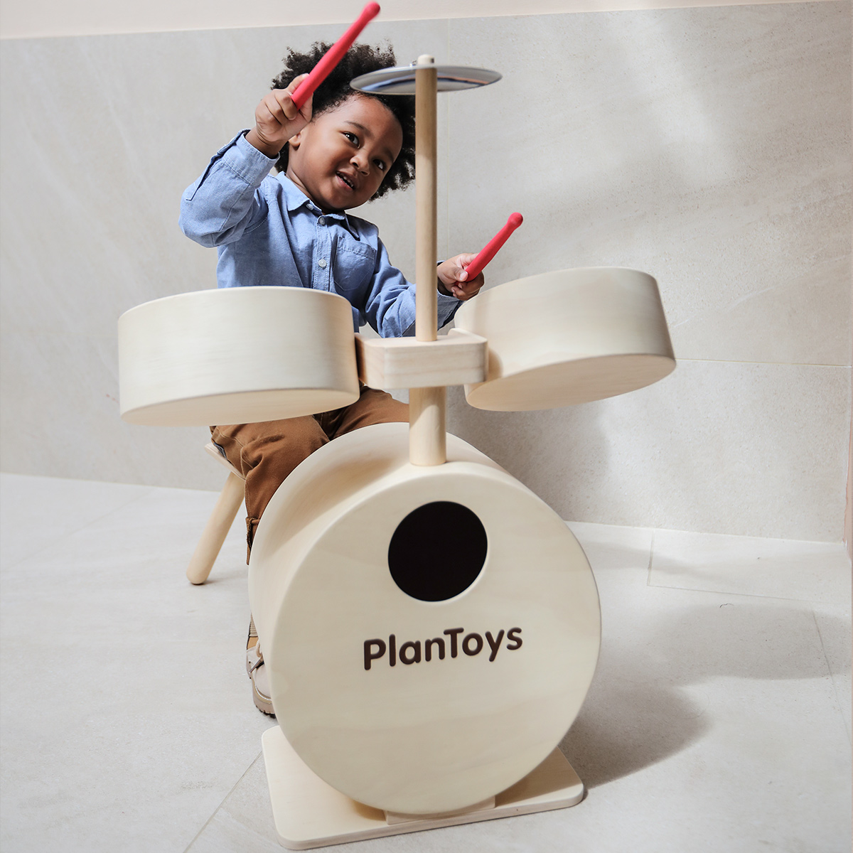 https://almostmakesperfect.com/wp-content/uploads/2021/11/PlanToysDrumSet11.jpeg