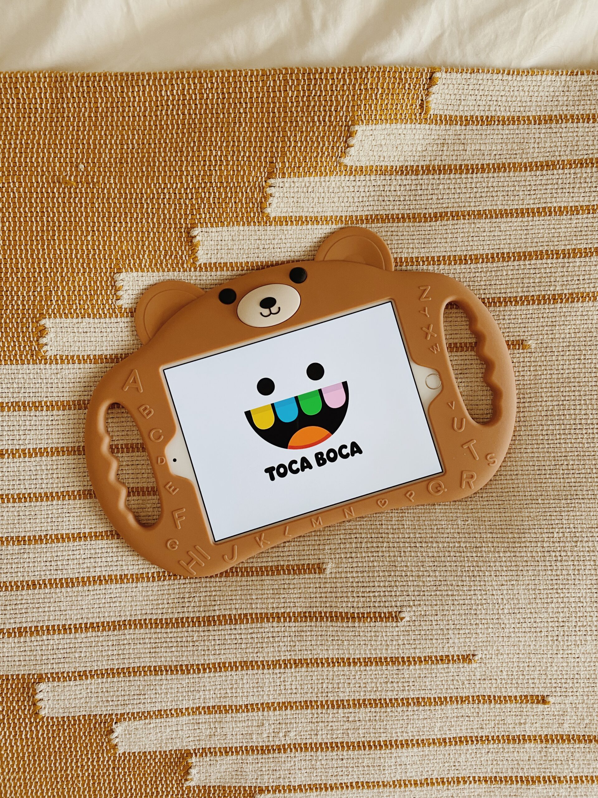 Download Kids have fun playing Toca Boca's world of interactive activities  for children.