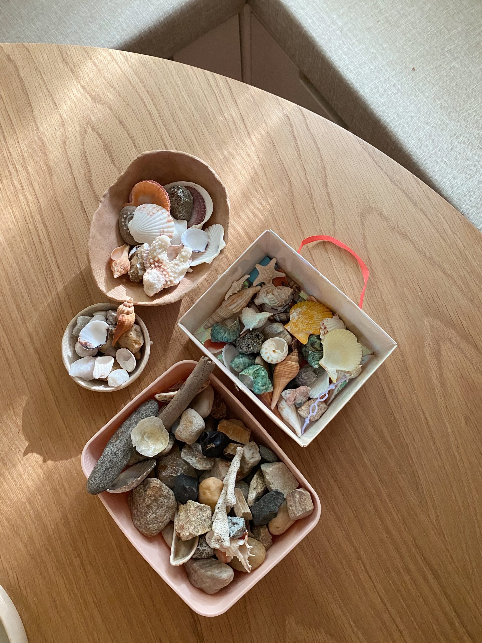 Seashell Art {Mosaic} or How To Use All Those Shells You Collected