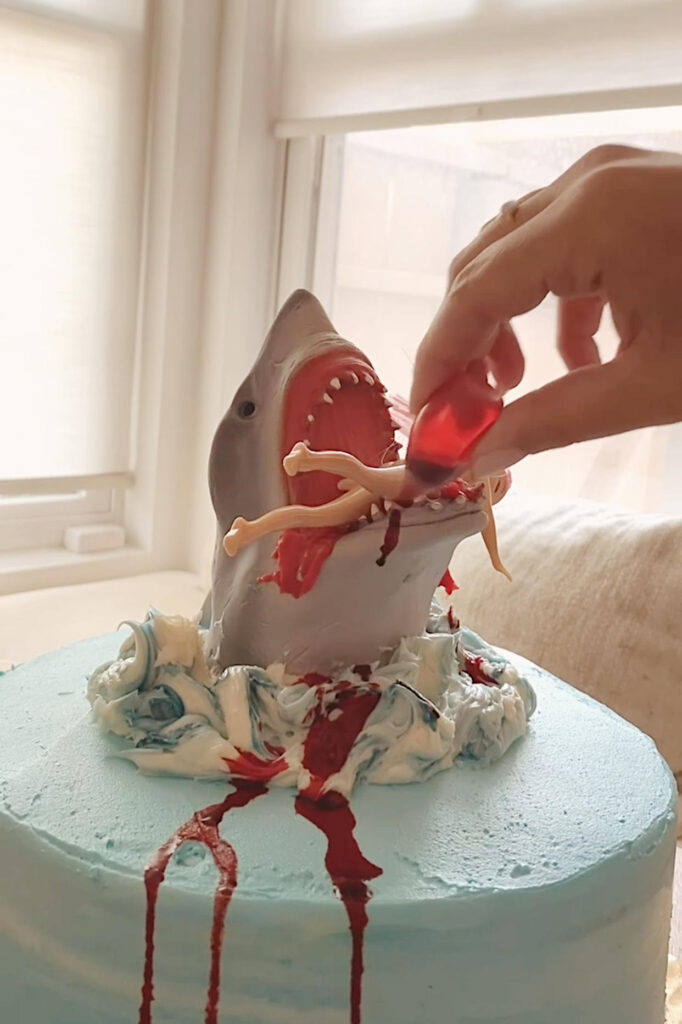 easy shark cake