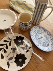 4 beautiful thanksgiving table settings