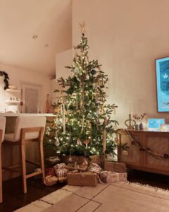 little women holiday decor from wayfair