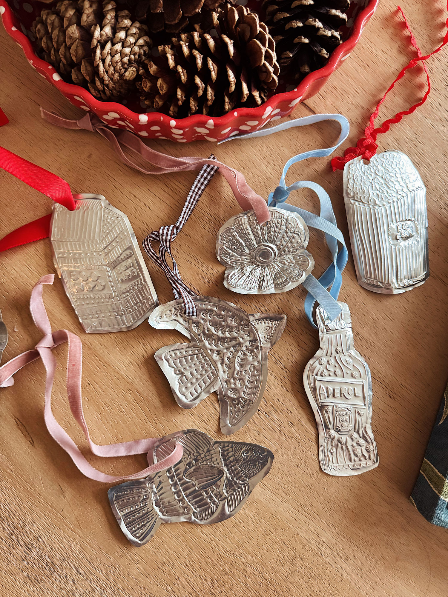 diy embossed tin ornaments